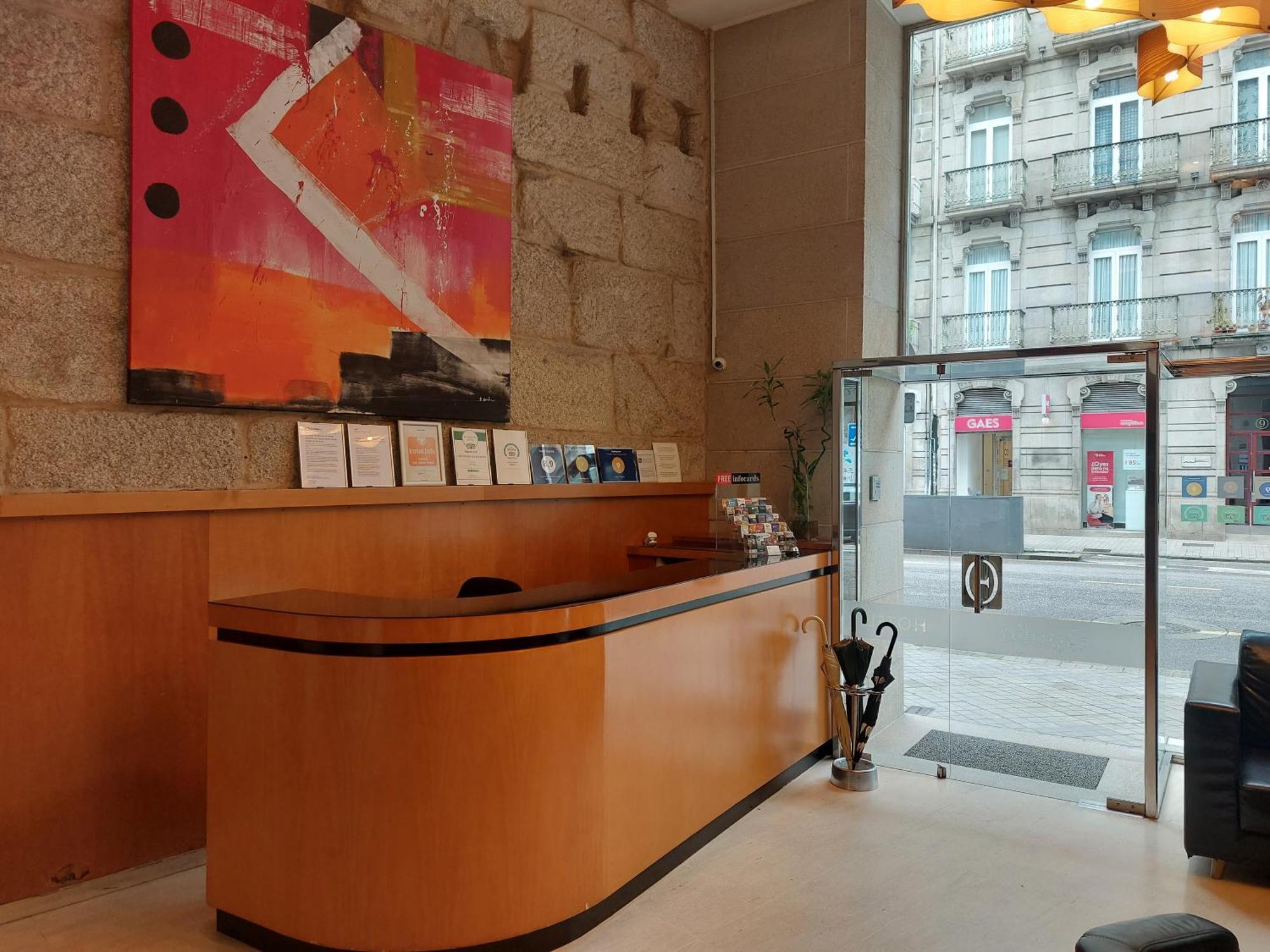 U Hotel Ogalia Vigo Exterior photo