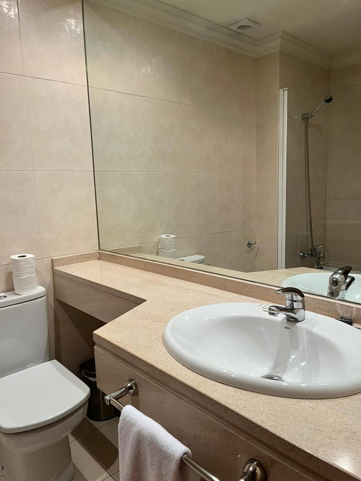 U Hotel Ogalia Vigo Exterior photo