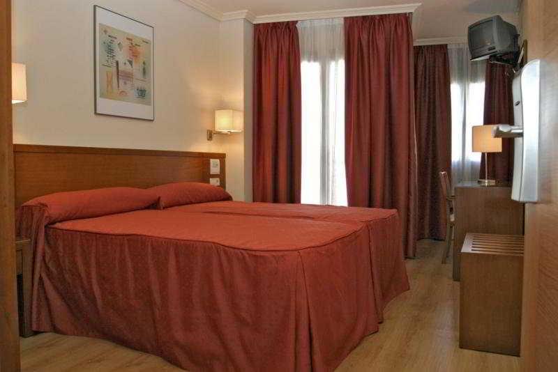 U Hotel Ogalia Vigo Exterior photo